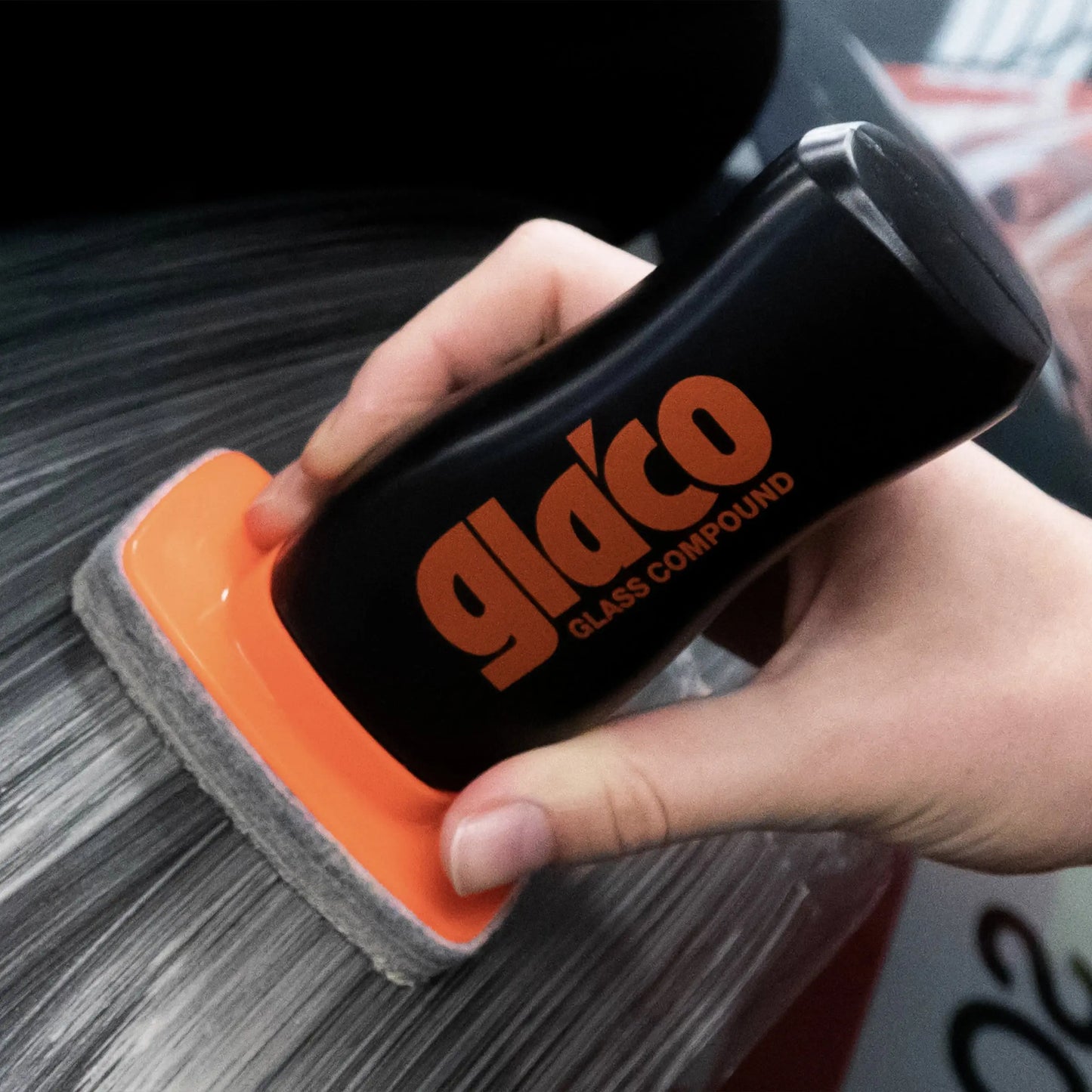 Glaco Glass Compound Roll On Soft99