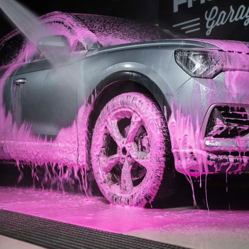 Trifoam Shampoing avec mousse active bleu fuchsia vert ou jaune Fra-Ber